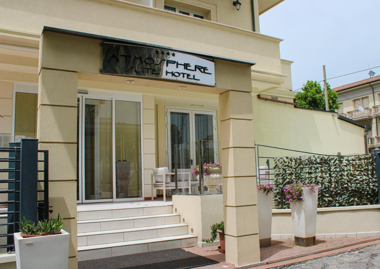 Atmosphere Suite Hotel Rimini Buitenkant foto