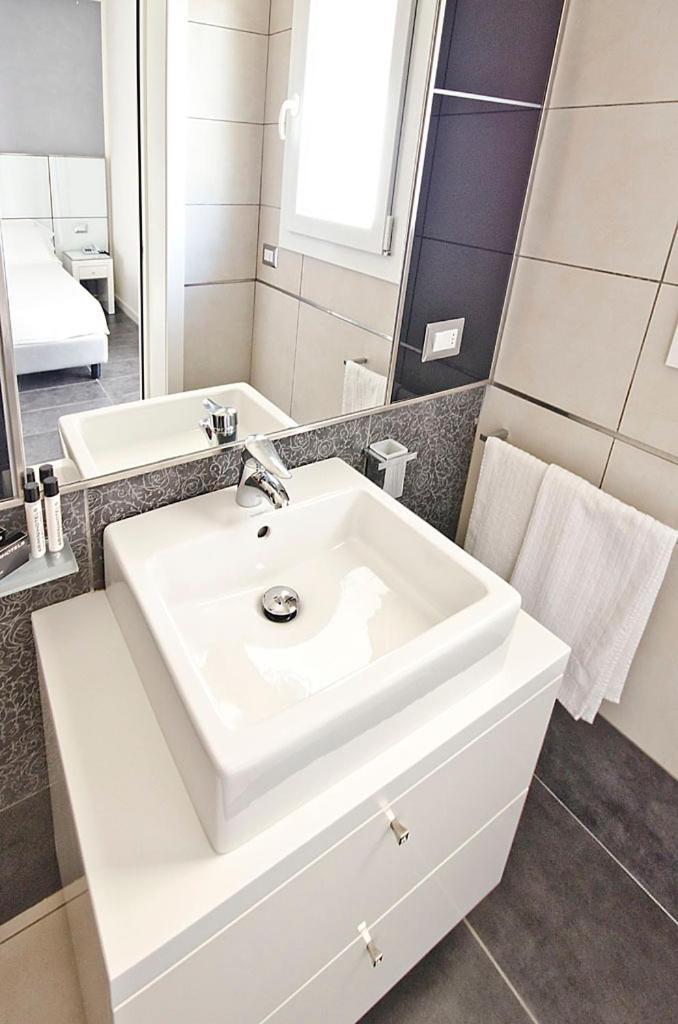 Atmosphere Suite Hotel Rimini Buitenkant foto